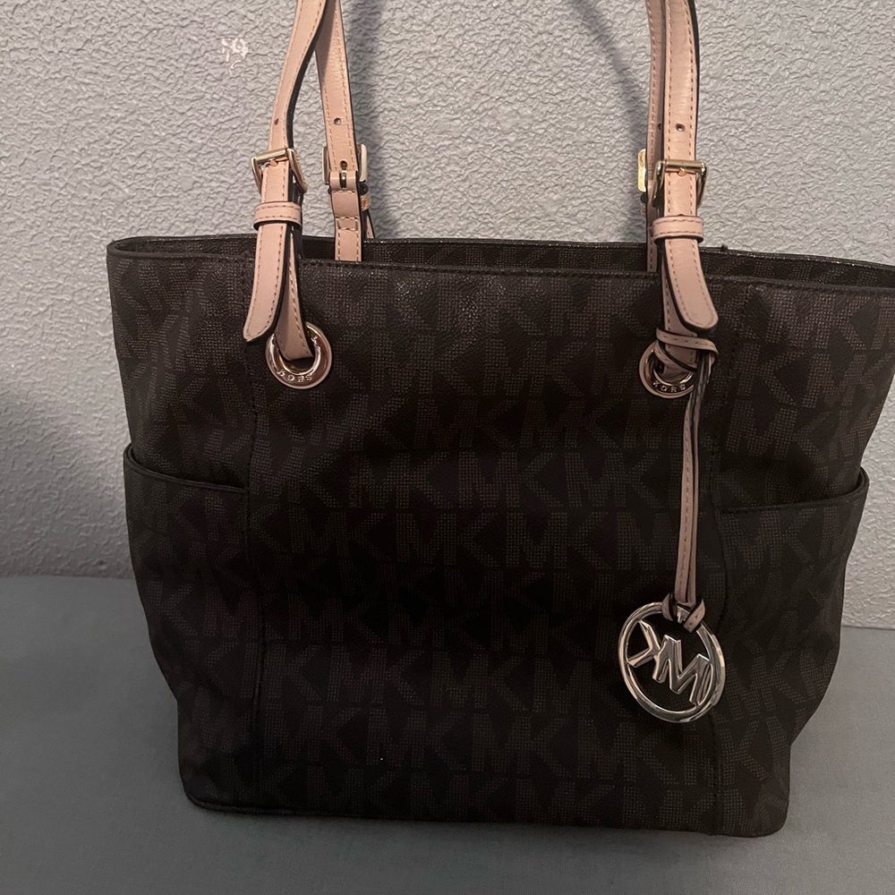 Michael Kors shoulder bag